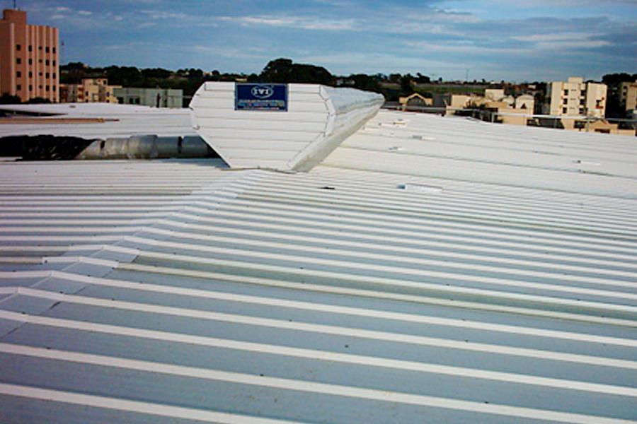 estrutura metálica para telhado
