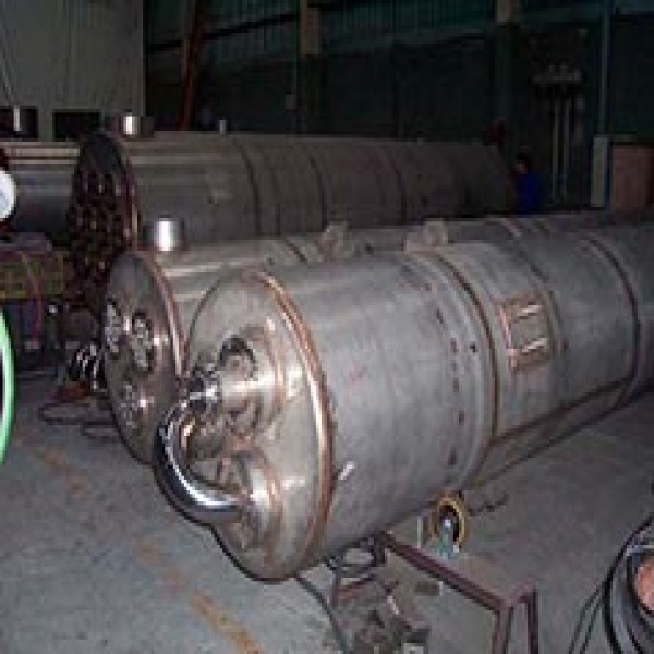 Condensadores e evaporadores para gases em geral