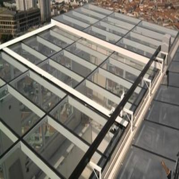 Cobertura de alumínio com vidro