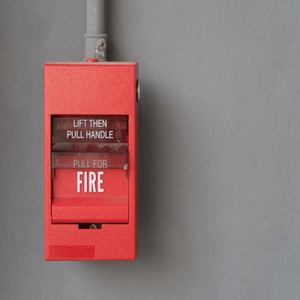 Acionador manual para alarme de incêndio