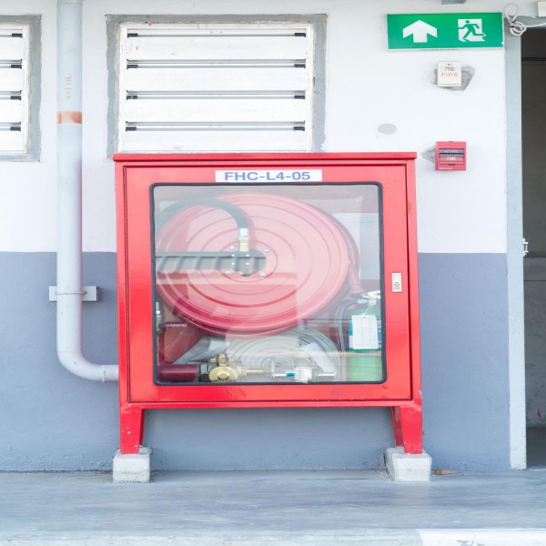 Caixa para mangueira de hidrante de fibra