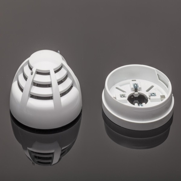 Detector de fumaça termovelocimétrico