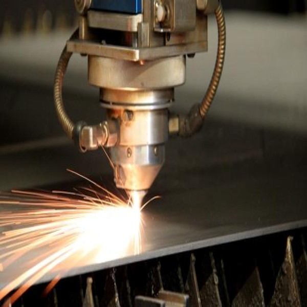 Máquina de corte a laser