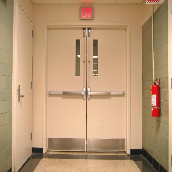 Porta corta fogo dupla