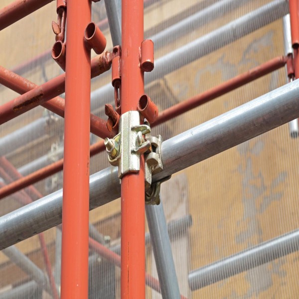 Proteção contra fogo em estruturas metálicas