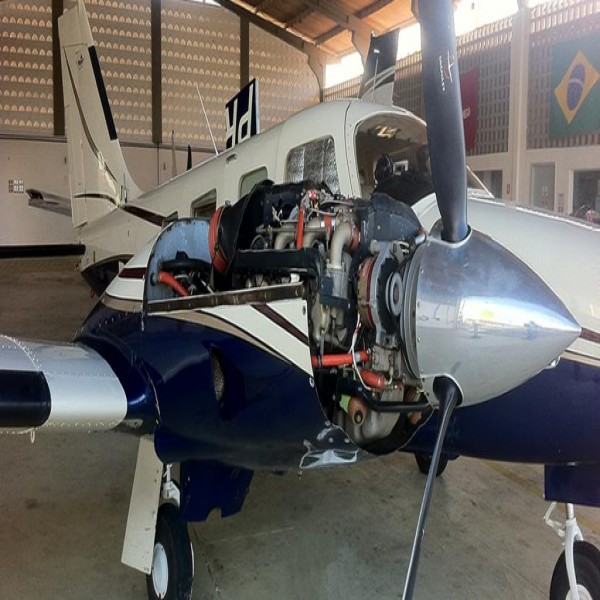 Mecânica e manutenção de aeronaves