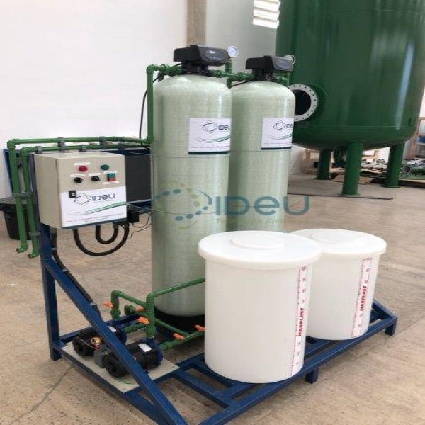 Desmineralizador de água portátil