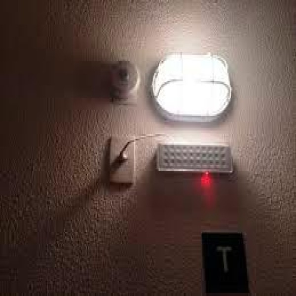  Sistema de iluminação de emergência para incêndios