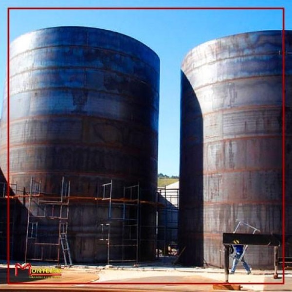 Tanque de armazenamento de agua