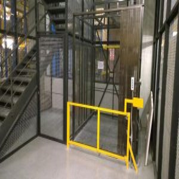 Distribuidor de elevador de carga industrial