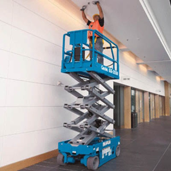 Plataforma elevatória articulada