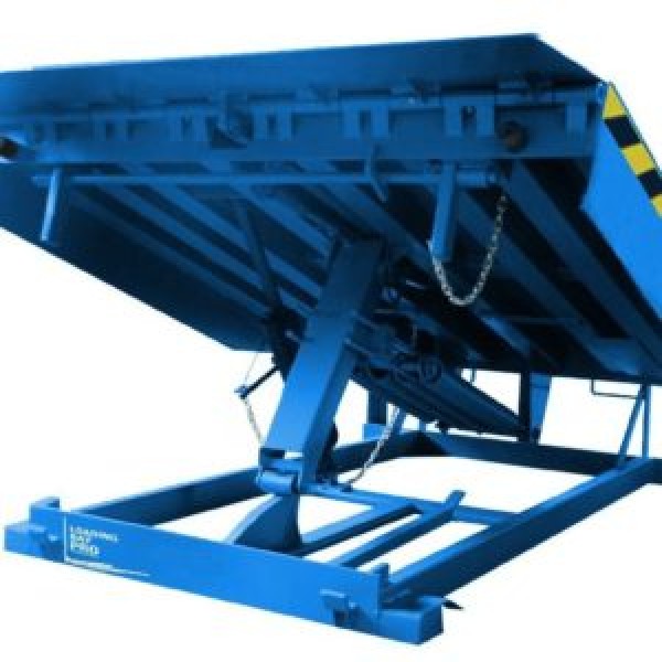Plataforma niveladora de doca