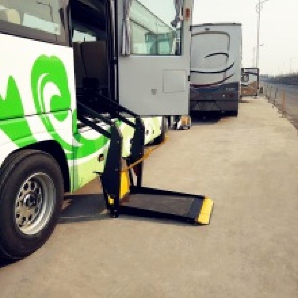 Plataforma elevatória cargas veiculares para vans