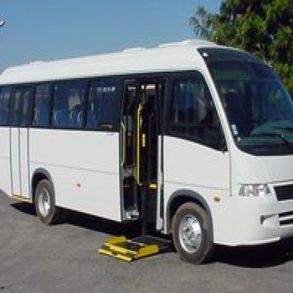 Plataforma elevatória cargas veiculares para vans
