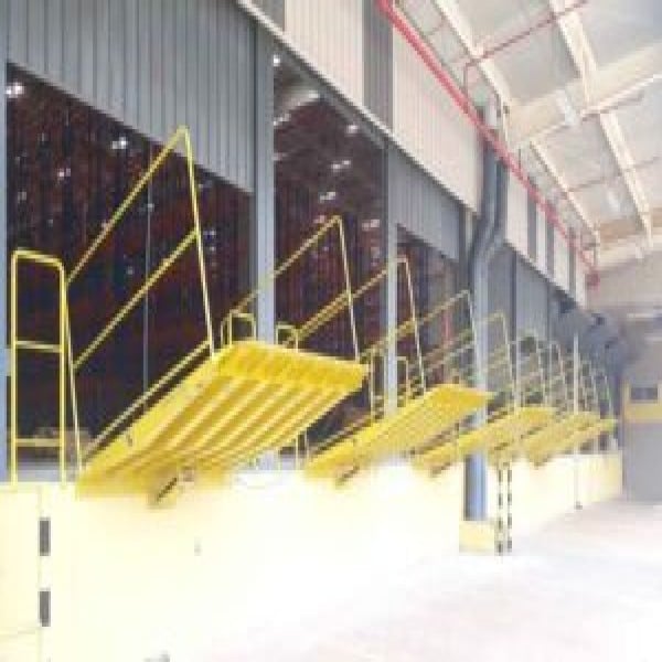 Plataforma niveladora de doca