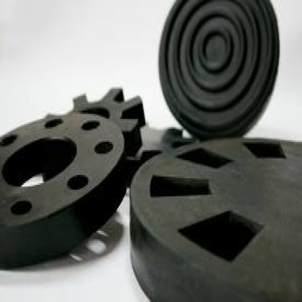 Peças de borracha conforme amostra ou desenho