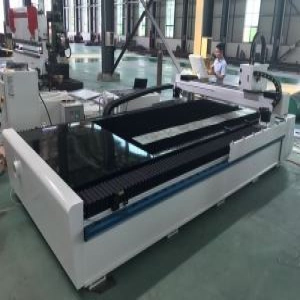 Máquina corte e gravação a laser