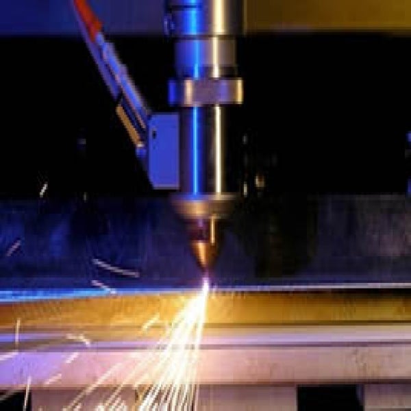 Máquina de cortar MDF