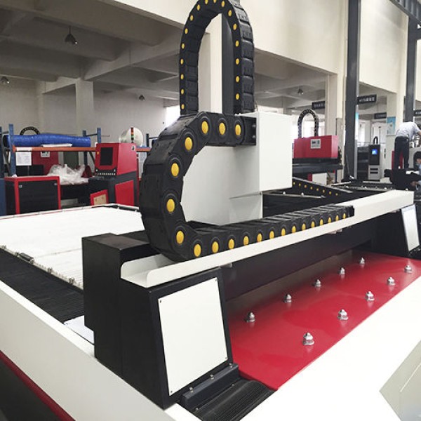 Máquina de corte a laser para aço