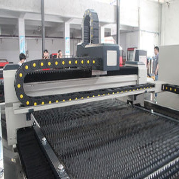 Máquina de corte a laser para aço