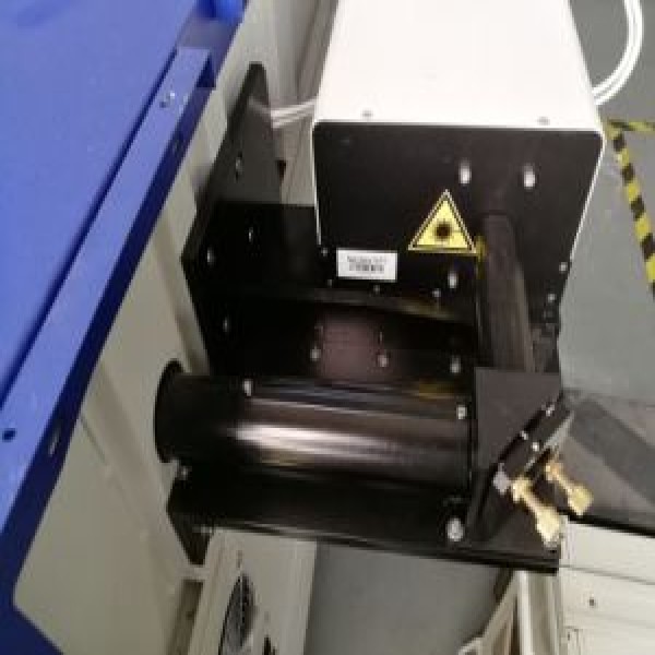 Máquina de corte a laser para tecido