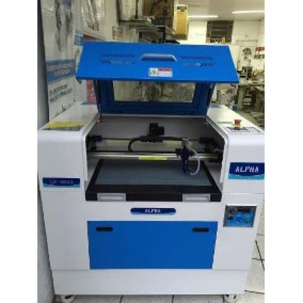 Máquina de corte e gravação a laser