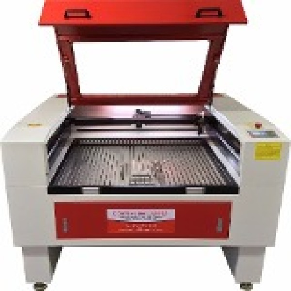 Máquina de recorte a laser
