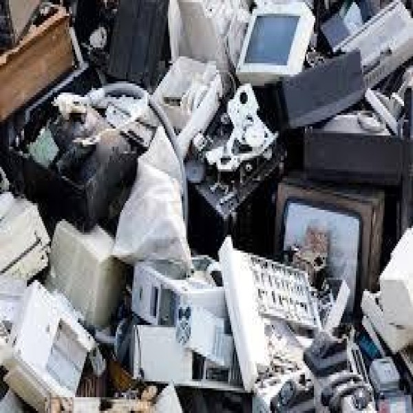 Prestação de serviços em coleta de resíduos eletrônicos