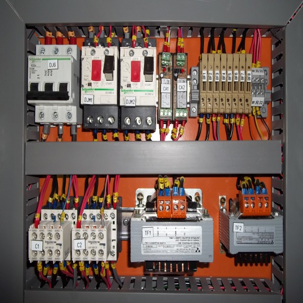 Montagem de Quadro Elétrico