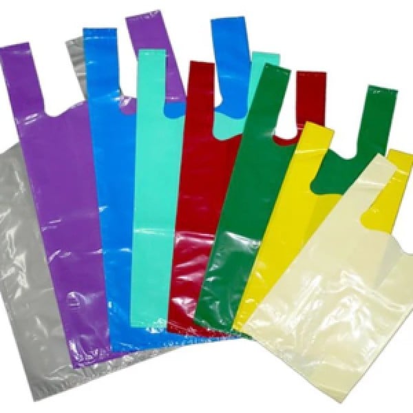 Sacolas plásticas coloridas