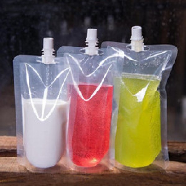 Embalagens plásticas para produtos líquidos