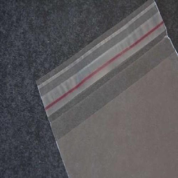Envelope plástica com aba adesivada
