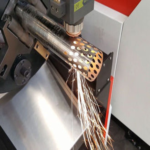 Corte a laser de chapa de ferro