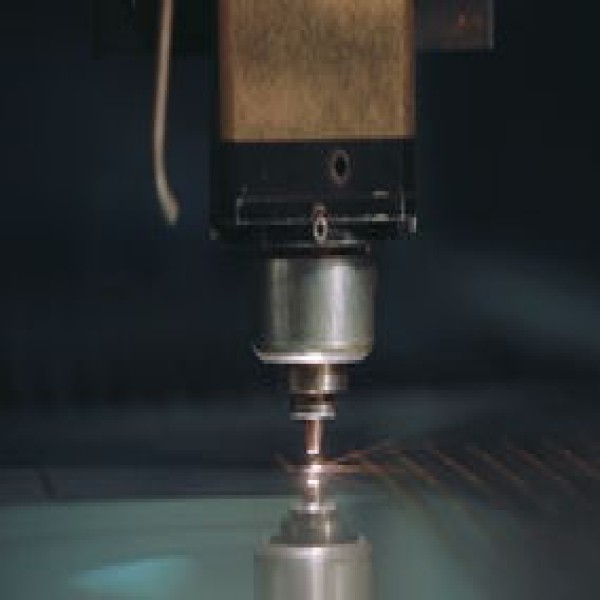 Corte a laser em cobre