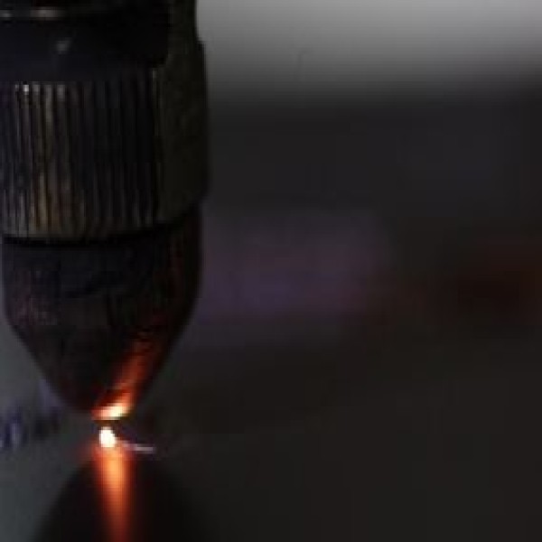 corte a laser ferro