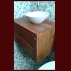gabinete de banheiro madeira antigo