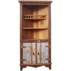 armario de madeira maciça