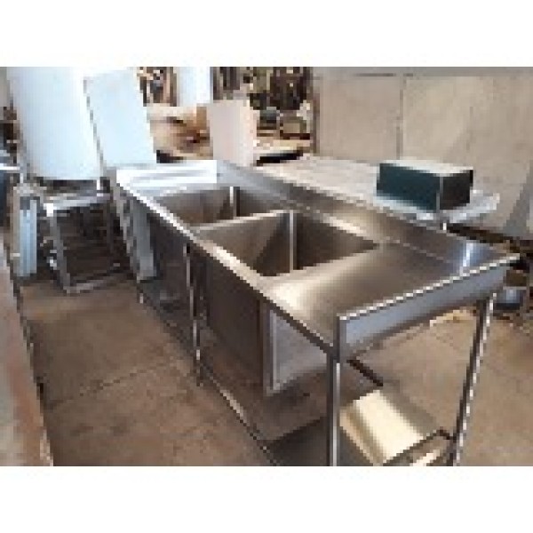 Bancada de inox para laboratório