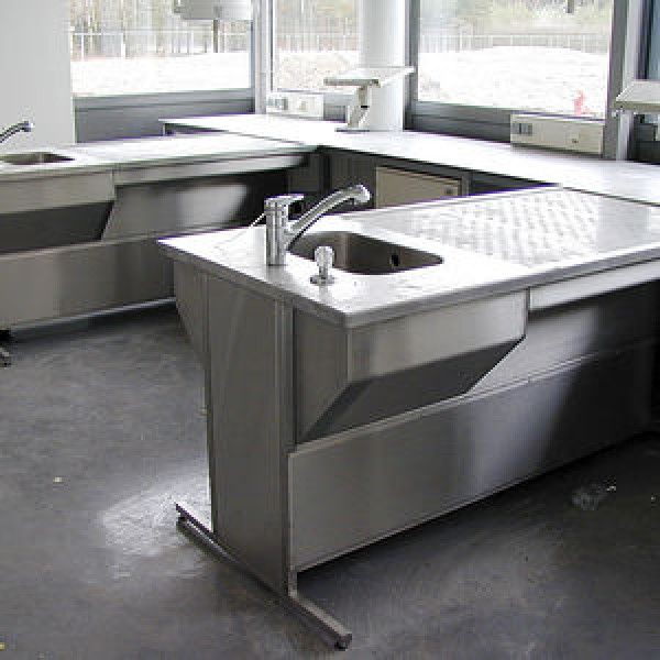 Bancada de inox para laboratório