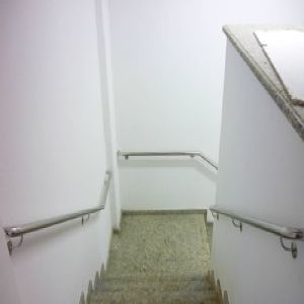 Corrimão de parede em aço inox