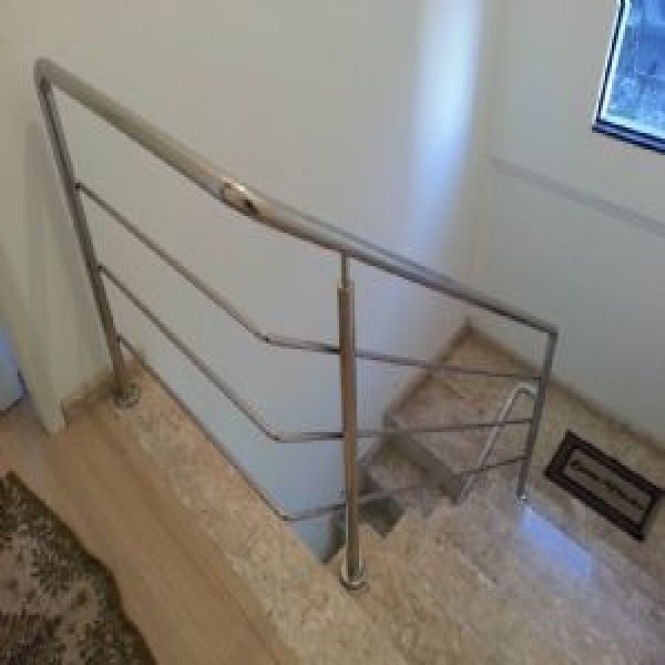Corrimão de parede em aço inox
