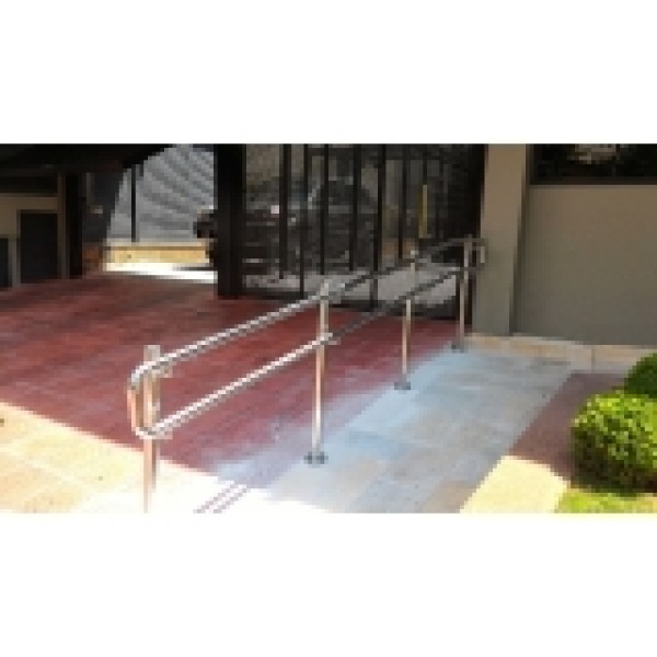Corrimão inox acessibilidade 