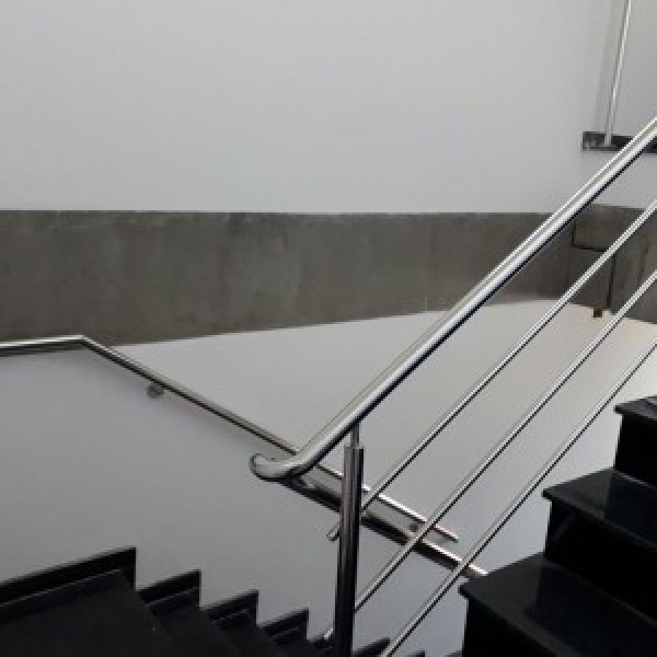 Guarda corpo em aço inox
