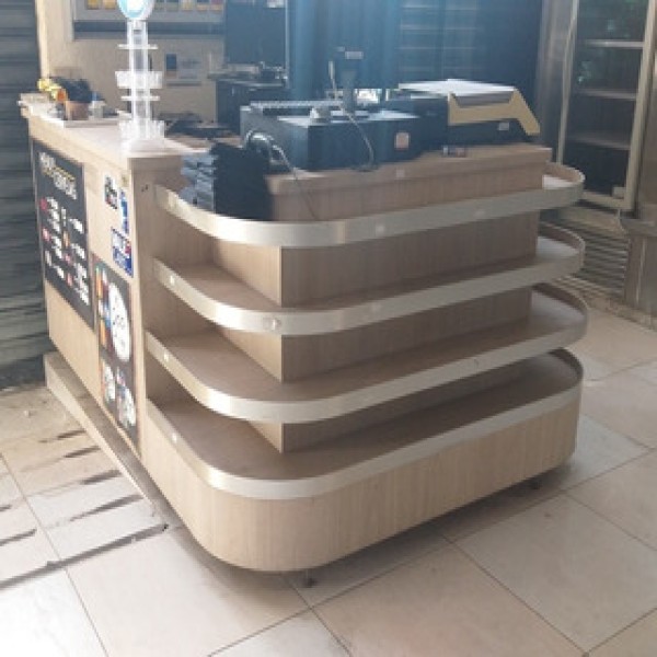Balcão para loja de conveniência