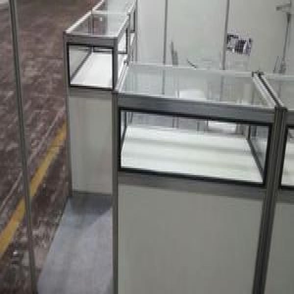 Divisórias de octanorm