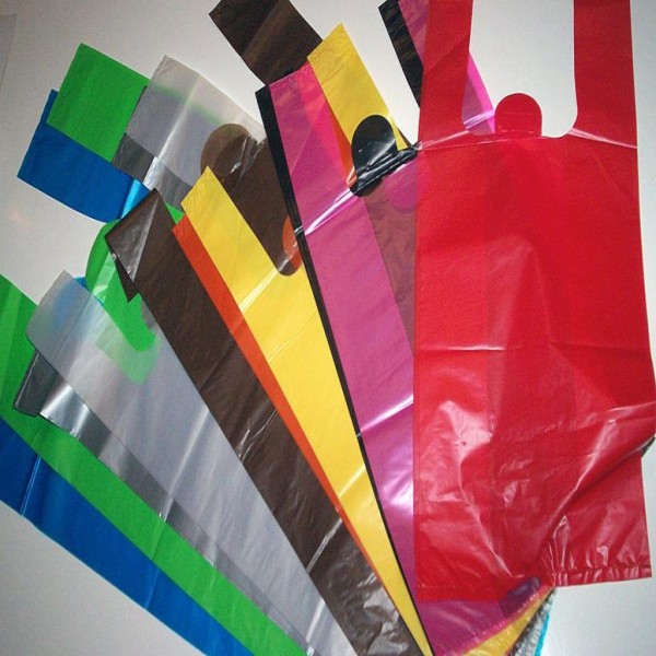 Sacolas plásticas coloridas