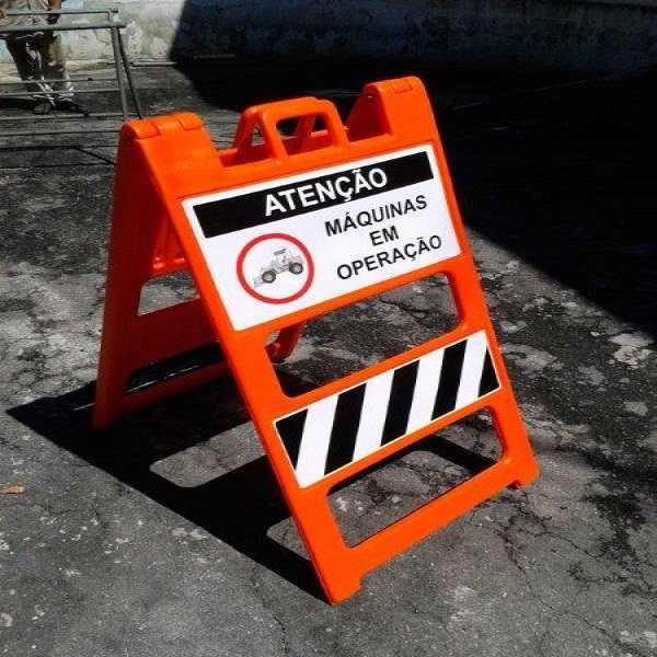 Onde comprar cavalete de sinalização