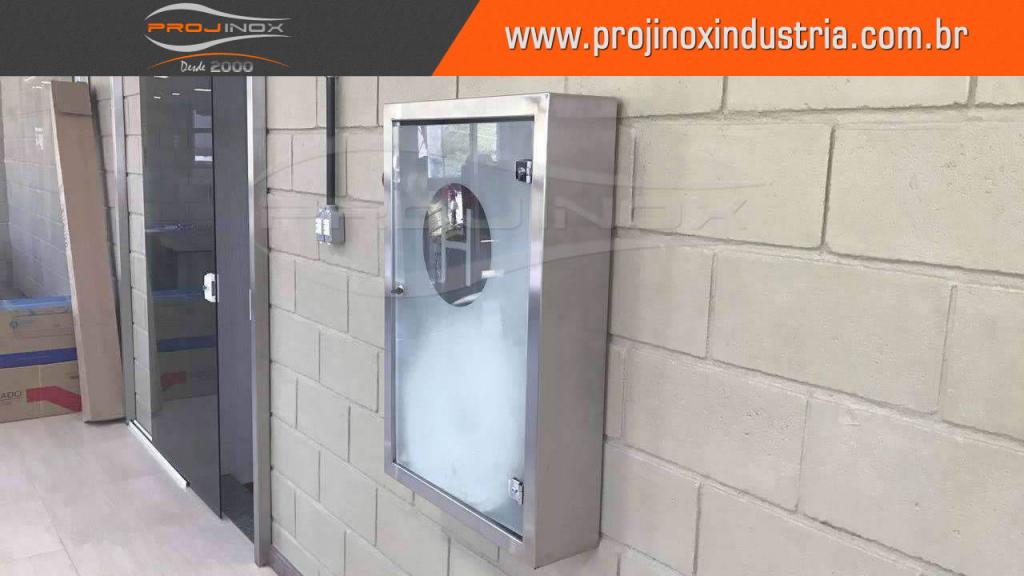 caixa de hidrante inox com porta de vidro