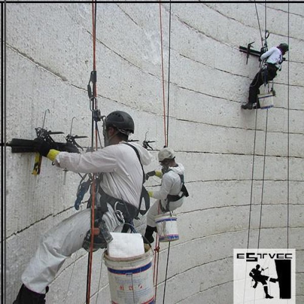 Acesso por corda industrial