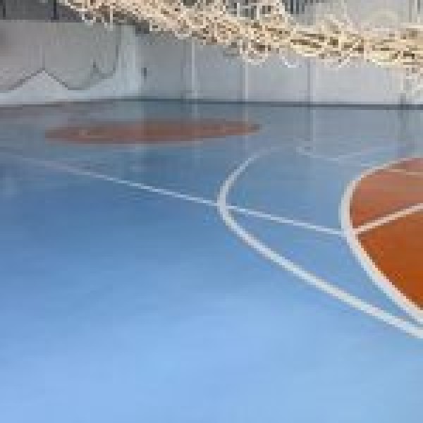 Quadra esportiva emborrachada